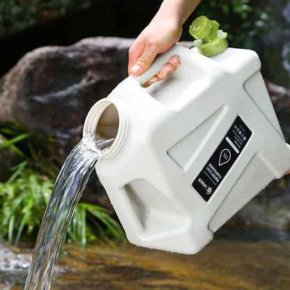 Water Tank Large Capacity Leakproof with Spigot 10/11/12L